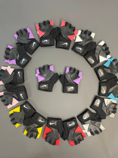 دستکش ورزشی زنانه مدل دو رنگ نایک چسبی کد 0336 Nike